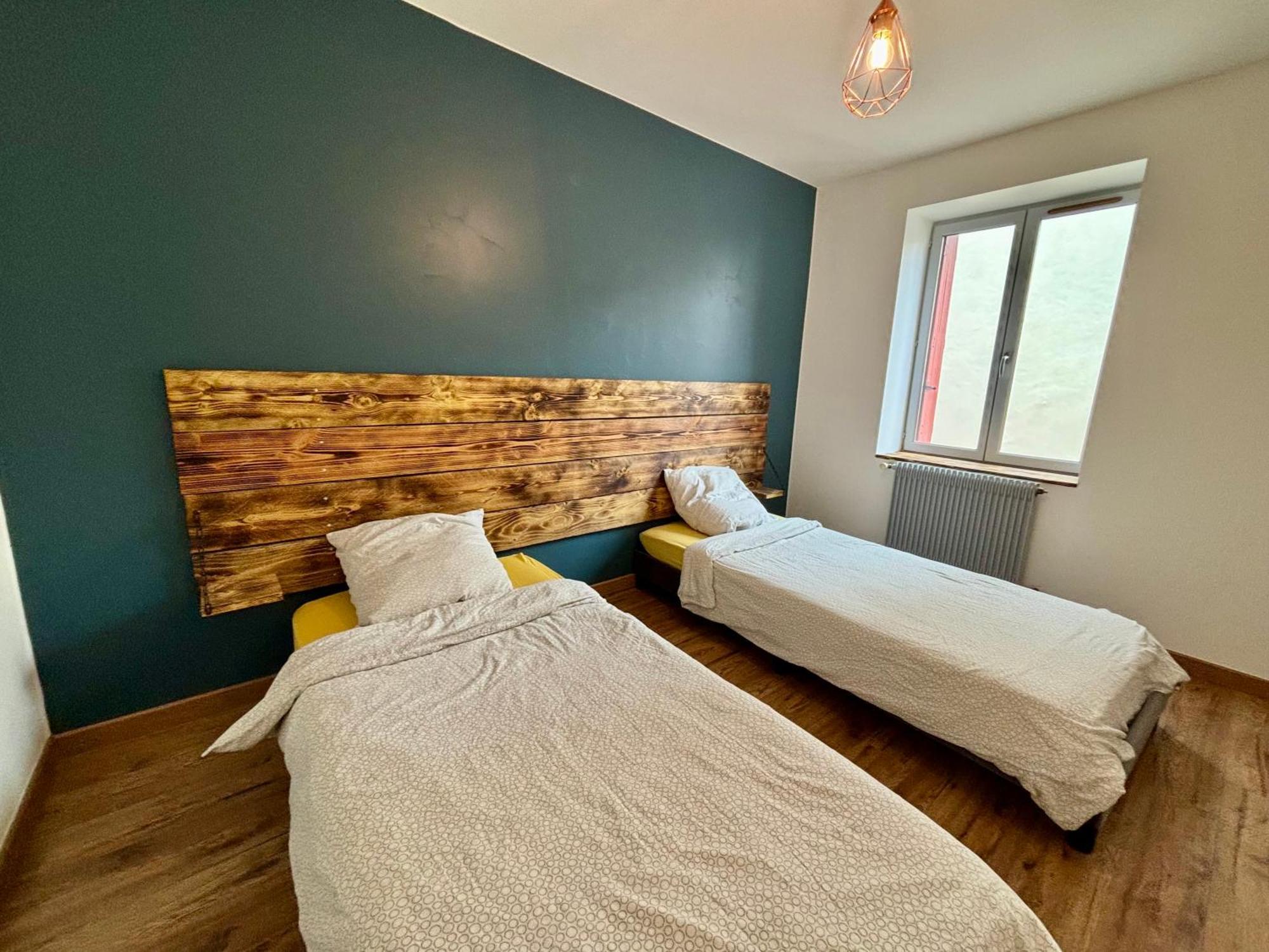Appartement 6 Personnes - Lit King Size - Balneo - Wifi Le Puy-en-Velay المظهر الخارجي الصورة